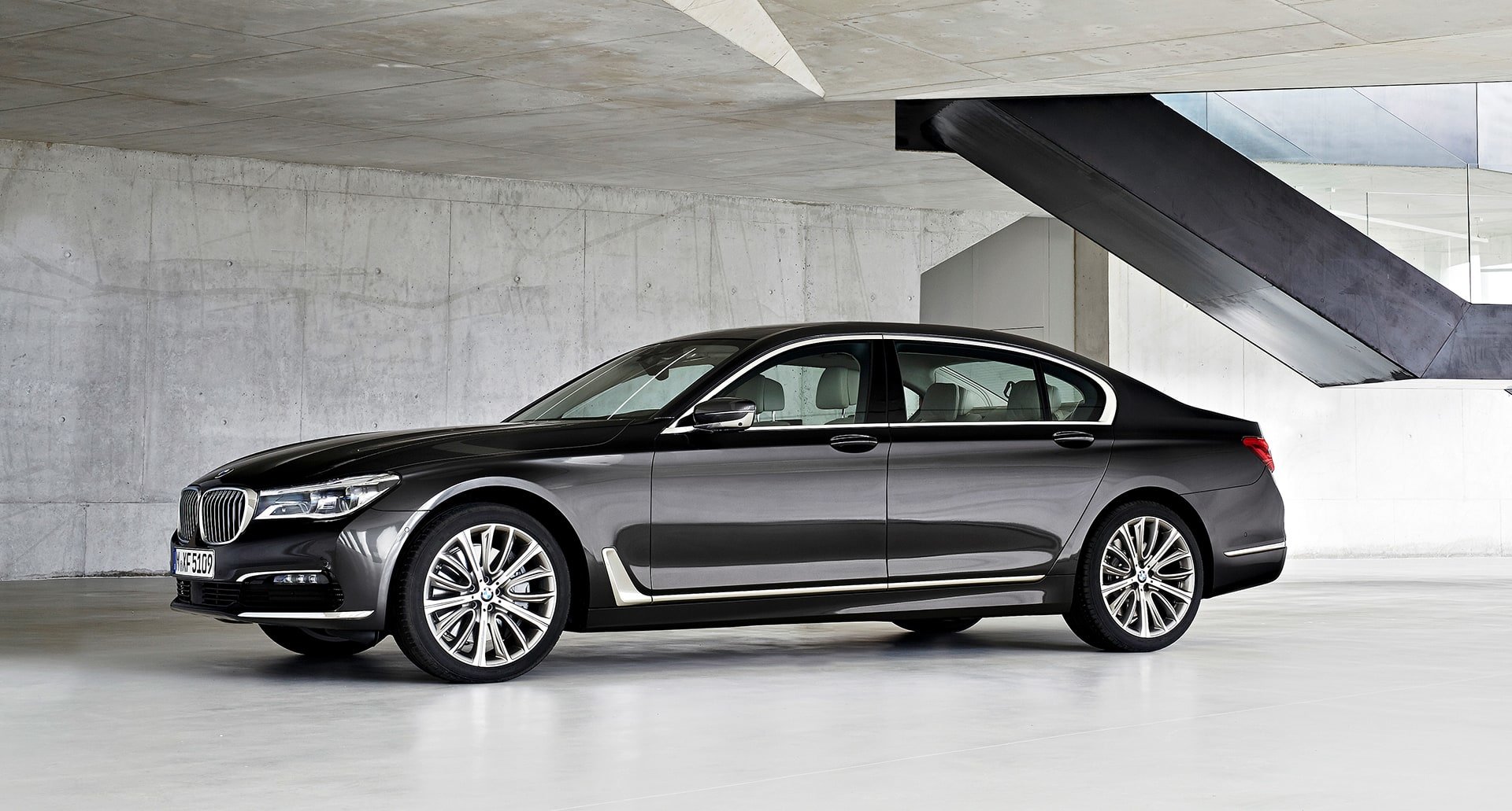 The New BMW 7 Series Redefines The Luxury Auto