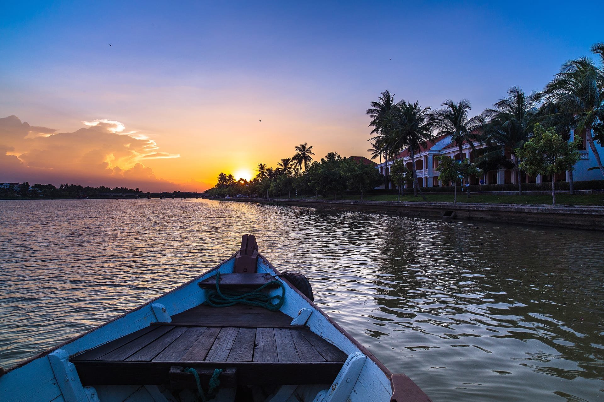 Localized Experience: Anantara Hoi An Resort’s Daily Cruise