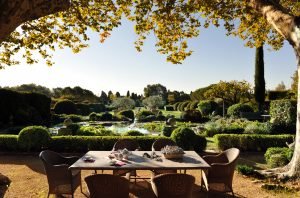 LuxeGetaways_Domaine-d-Ares_Provence_Luxury-Villa_Over-The-Top-Luxury-Villas