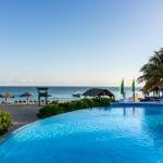 LuxeGetaways - 25 Poolside Experiences - Luxury Hotel Pools - Jewel Resorts