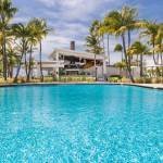 LuxeGetaways - 25 Poolside Experiences - Luxury Hotel Pools - Hilton Aruba Pool