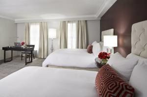 LuxeGetaways_The-Graham-Hotel-Washington-DC_Polo-Package_Meadow-Fields_luxury-bedroom_boutique-hotel