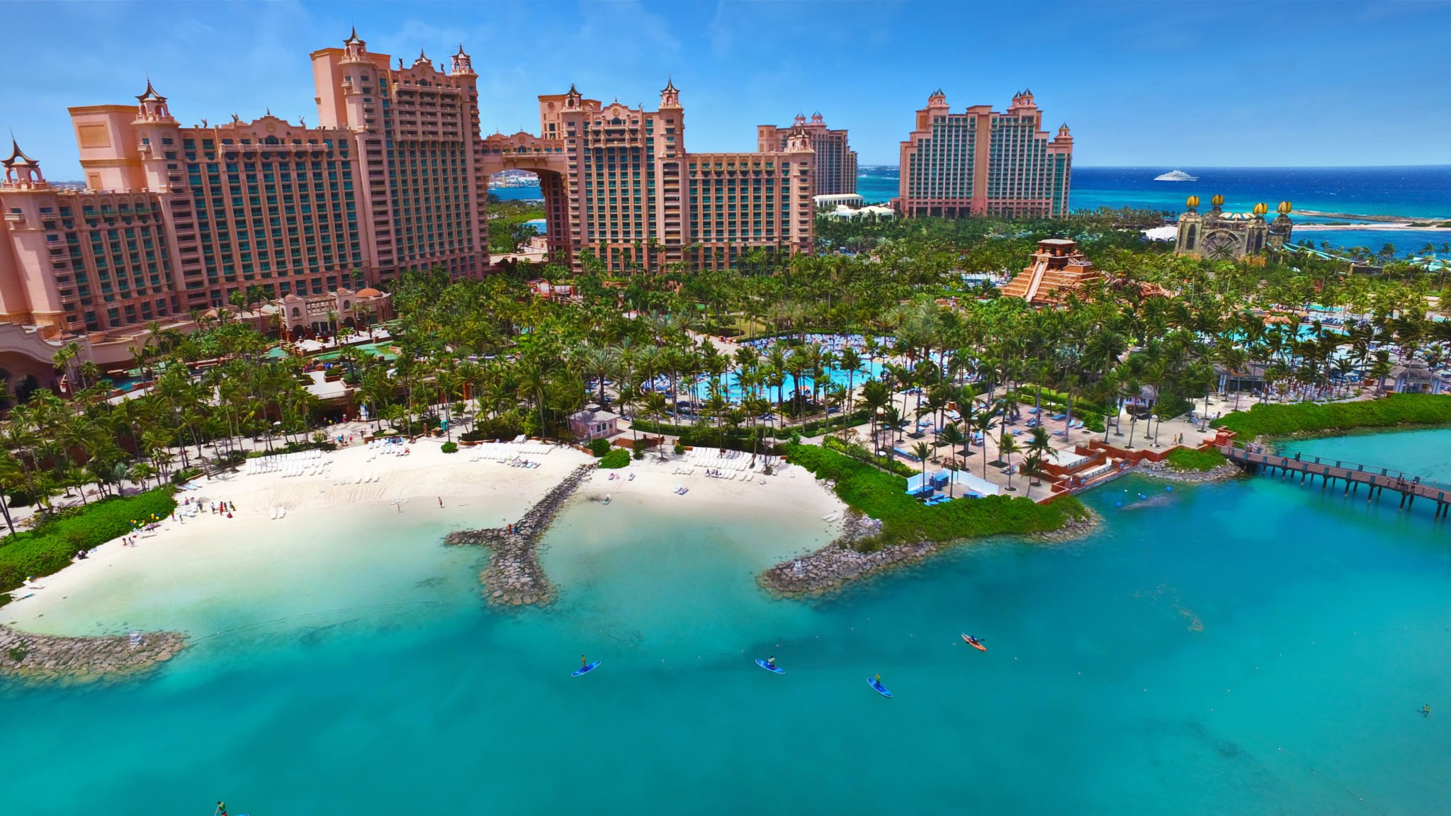LuxeGetaways - Luxury Travel - Luxury Travel Magazine - Luxe Getaways - Luxury Lifestyle - Atlantis Paradise Island - Bahamas - Caribbean