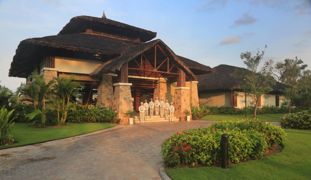 LuxeGetaways - Luxury Travel - Luxury Travel Magazine - Luxe Getaways - Luxury Lifestyle - Golf - Vietnam