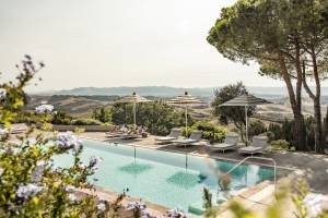 LuxeGetaways - Luxury Travel - Luxury Travel Magazine - Luxe Getaways - Luxury Lifestyle - Tuscany Golf Resort - Luxury Tuscany Resort - Toscana Resort Castelfalfi