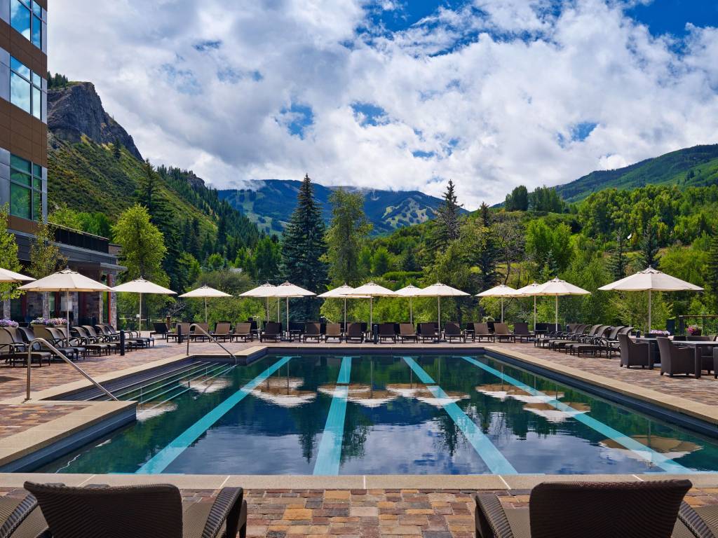 LuxeGetaways - Luxury Travel - Luxury Travel Magazine - Luxe Getaways - Luxury Lifestyle - Colorado Extended Stays - Work From Hotel in Colorado - Vail - Beaver Creek - Breckenridge - Solaris Residences - The Westin Riverfront Resort and Spa - Gravity Haus