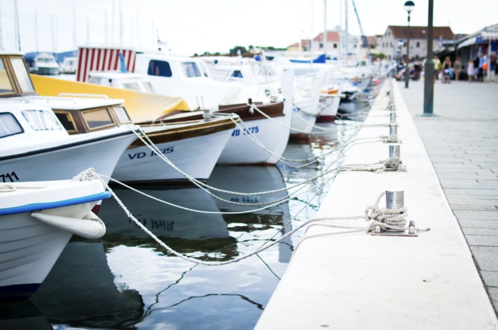 4 Things You Should Consider Before Investing in Your Next Luxury Boat