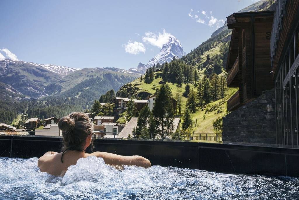 LuxeGetaways - Luxury Travel - Luxury Travel Magazine - Luxe Getaways - Luxury Lifestyle - The Omnia Mountain Hotel - Boutique Hotel - Zermatt Switzerland
