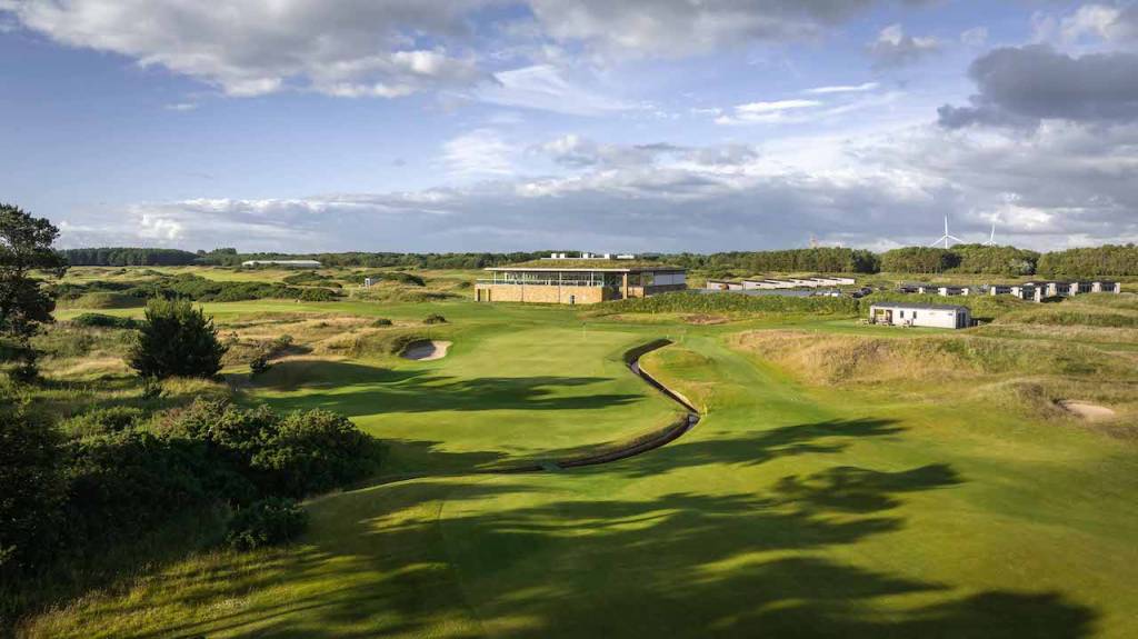 LuxeGetaways - Luxury Travel - Luxury Travel Magazine - Luxe Getaways - Luxury Lifestyle - Golf - Scotland - Dundonald Golf Links - Scottish Golf