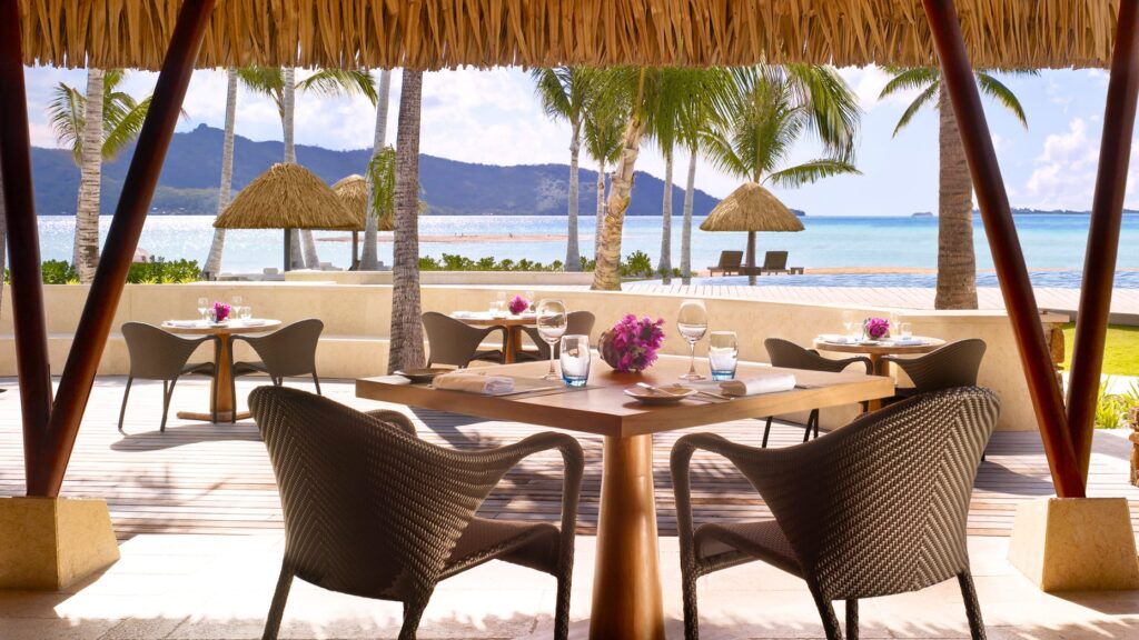Four Seasons Bora Bora Restaurant