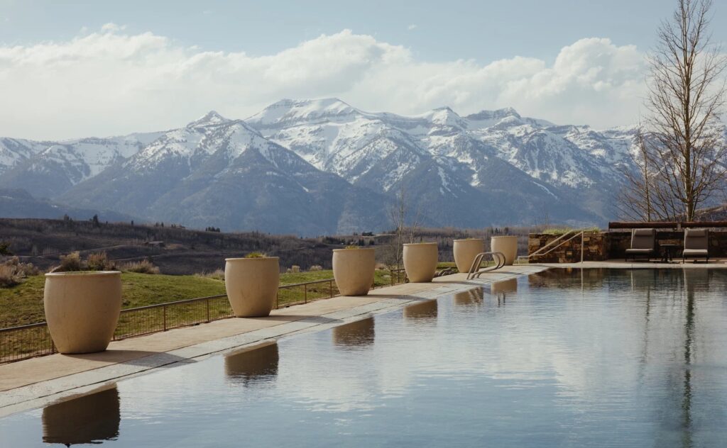 amangani jackson hole pool