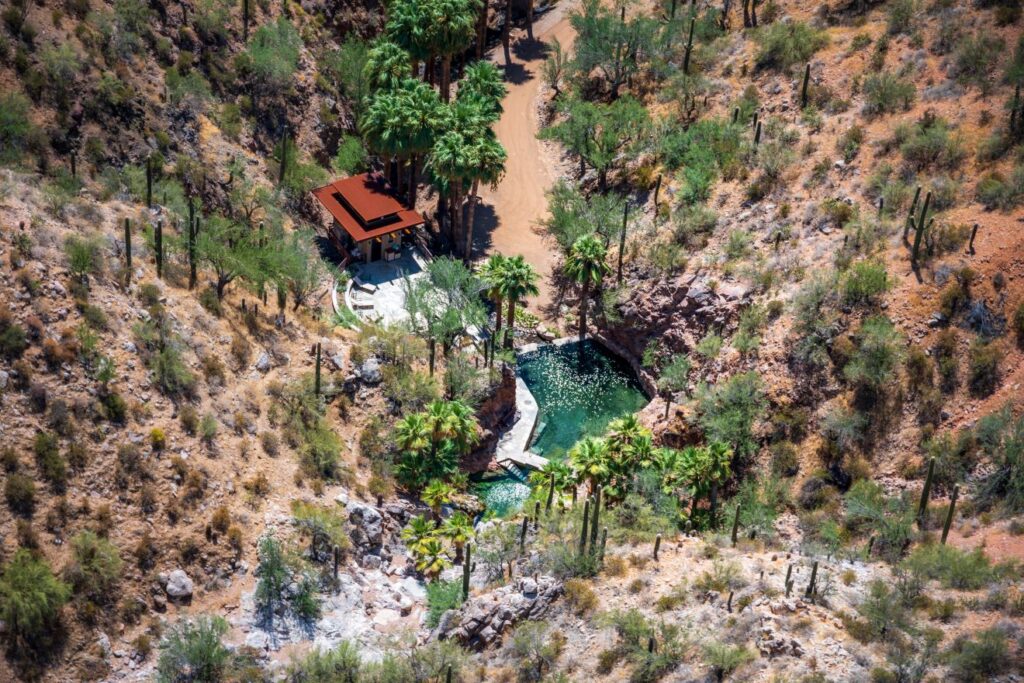 Castle-Hot-Springs-Helicopter-