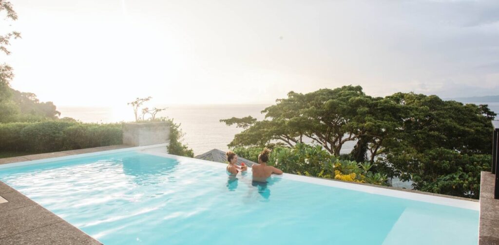 tavola villa fiji